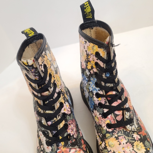 Dr. Martens | Floral Vintage Made in England Combat Boots Size UK 3 - Picture 5 of 14